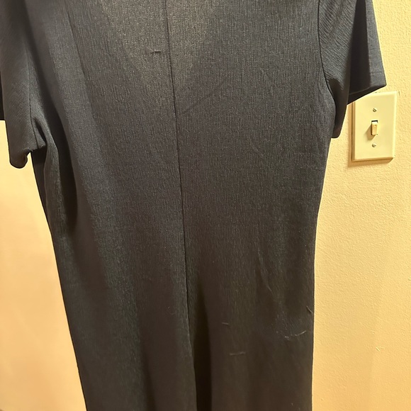 Brand new T-shirt, H&M dress - Picture 8 of 8